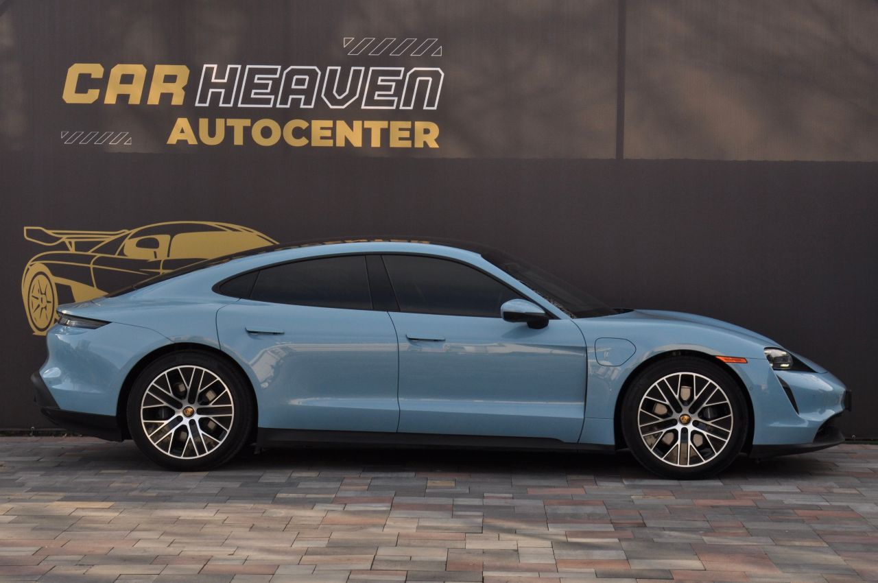 Porsche Taycan - фото 9