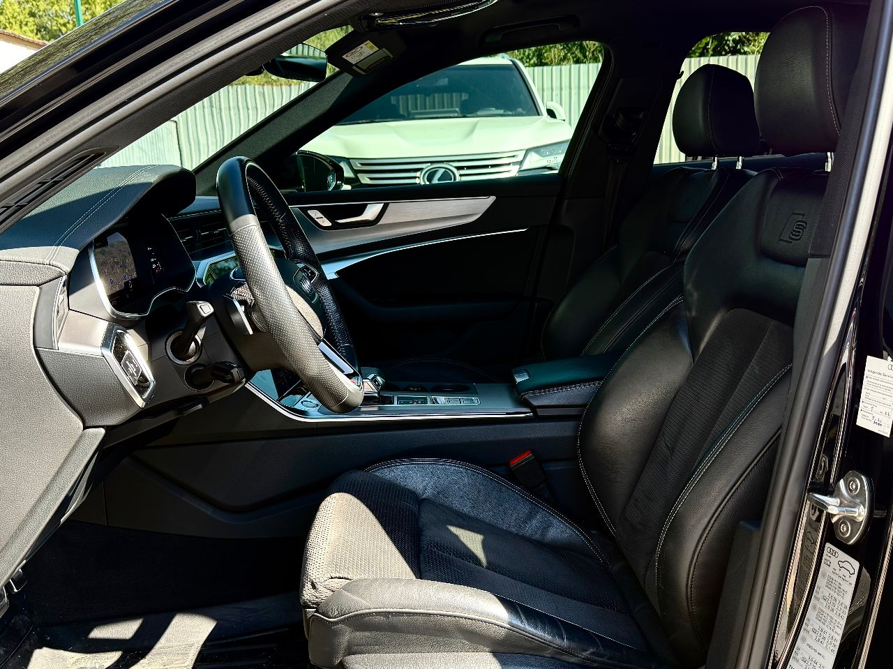 Audi A6 - фото 16