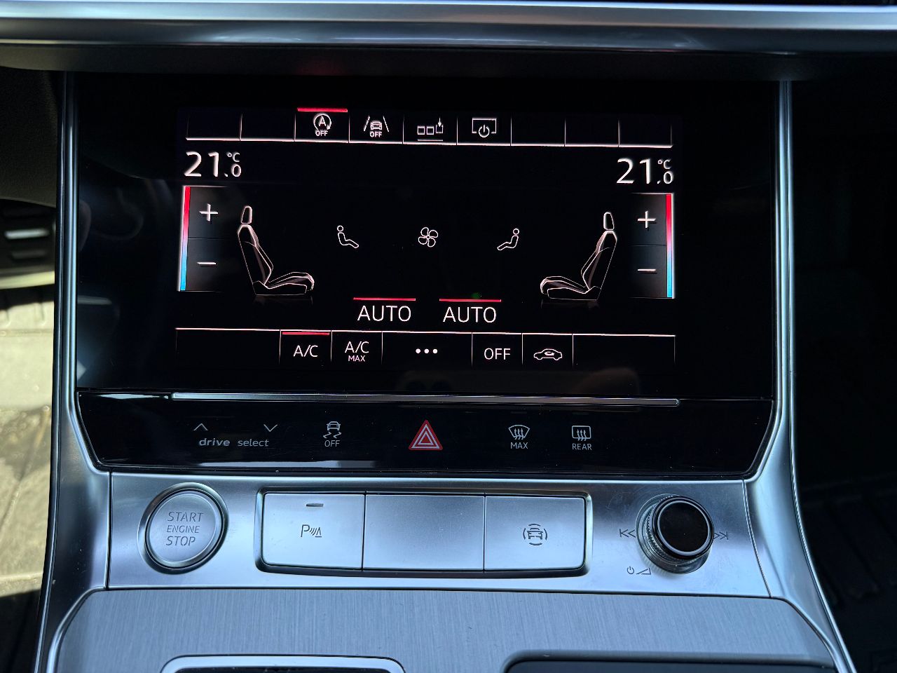 Audi A6 - фото 31