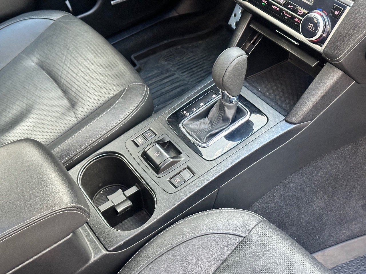 Subaru Outback - фото 18