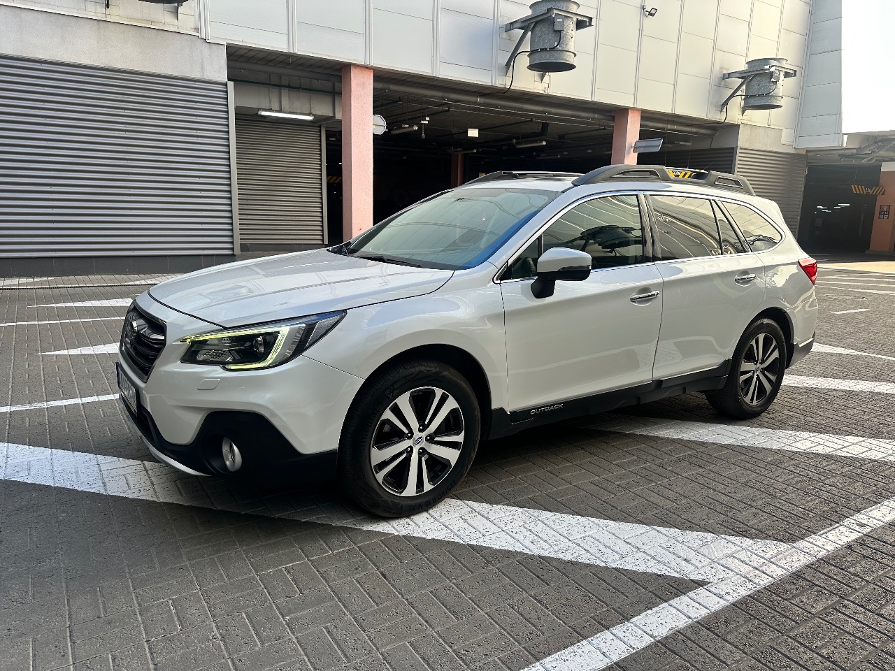 Subaru Outback - фото 4