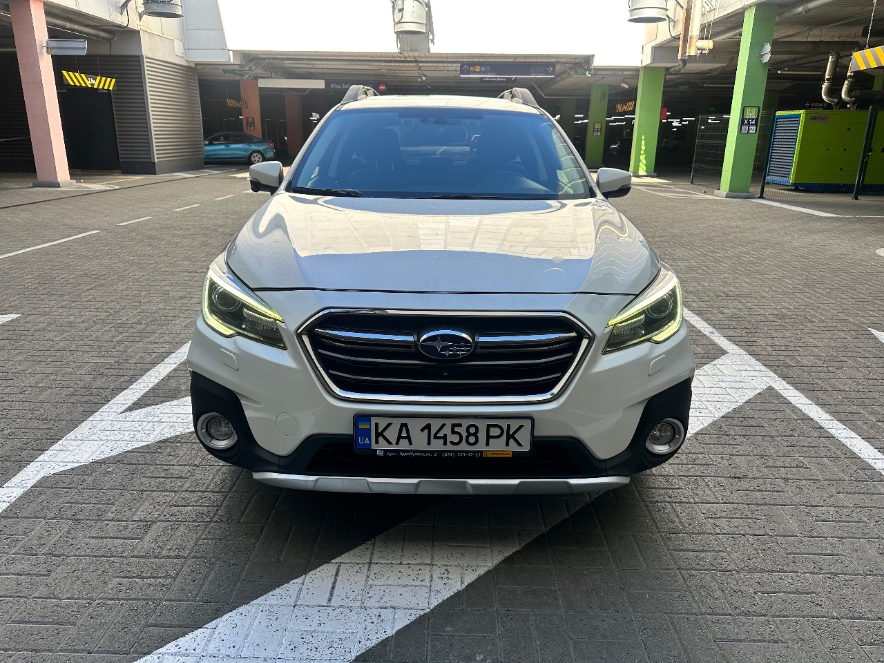 Subaru Outback - фото 1