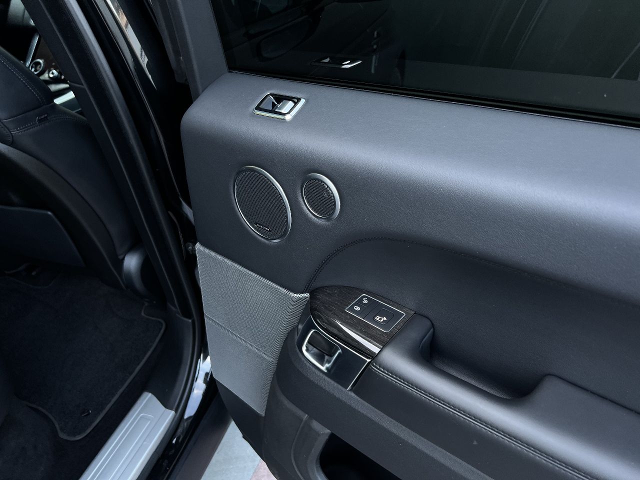 Land Rover Range Rover Sport - фото 25