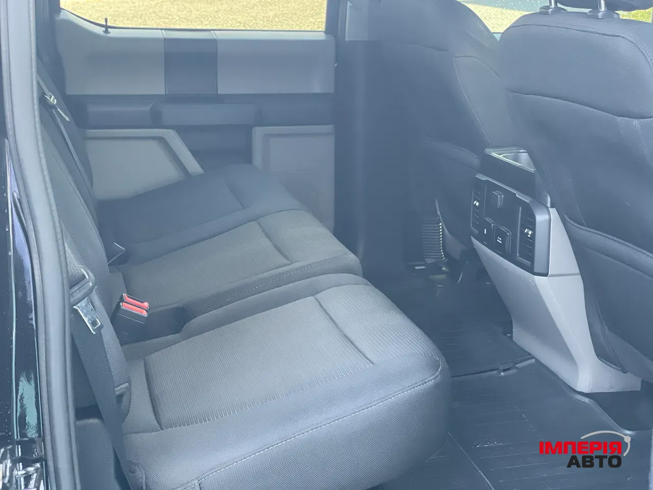 Ford F-150 - фото 16