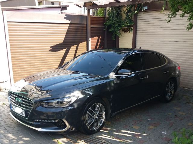 Hyundai Grandeur - зображення 1