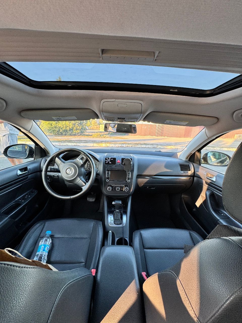 Volkswagen Jetta - фото 26