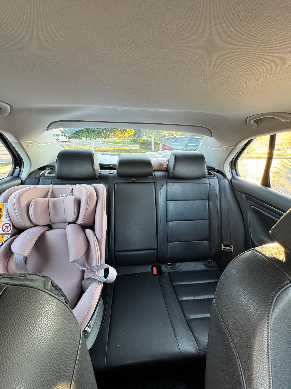 Volkswagen Jetta - фото 28