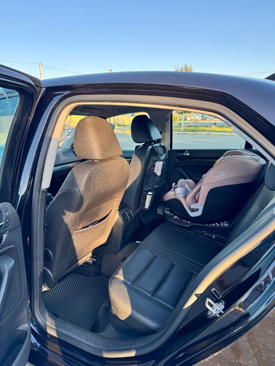 Volkswagen Jetta - фото 24