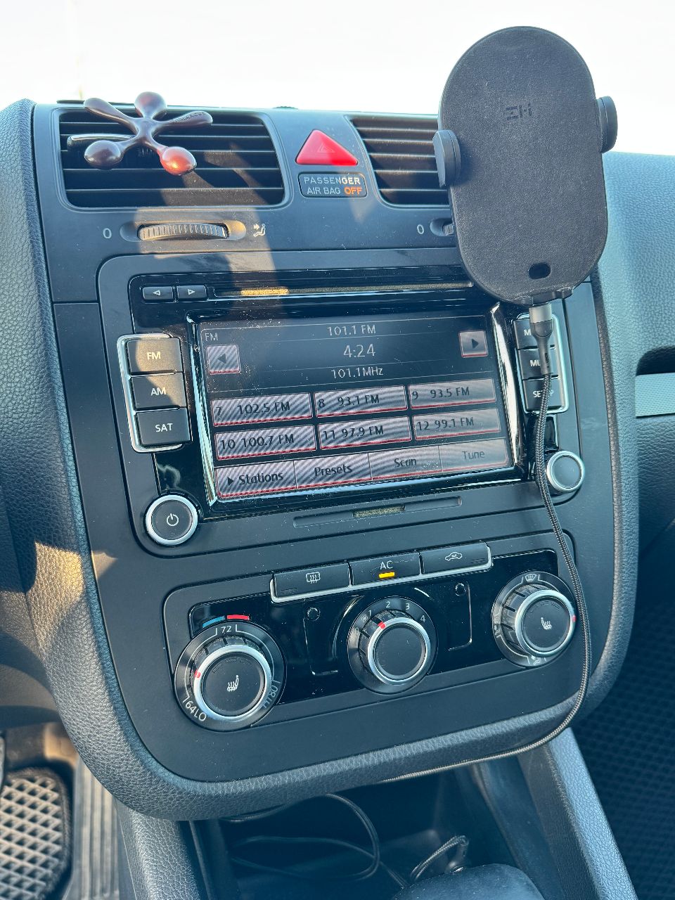 Volkswagen Jetta - фото 19