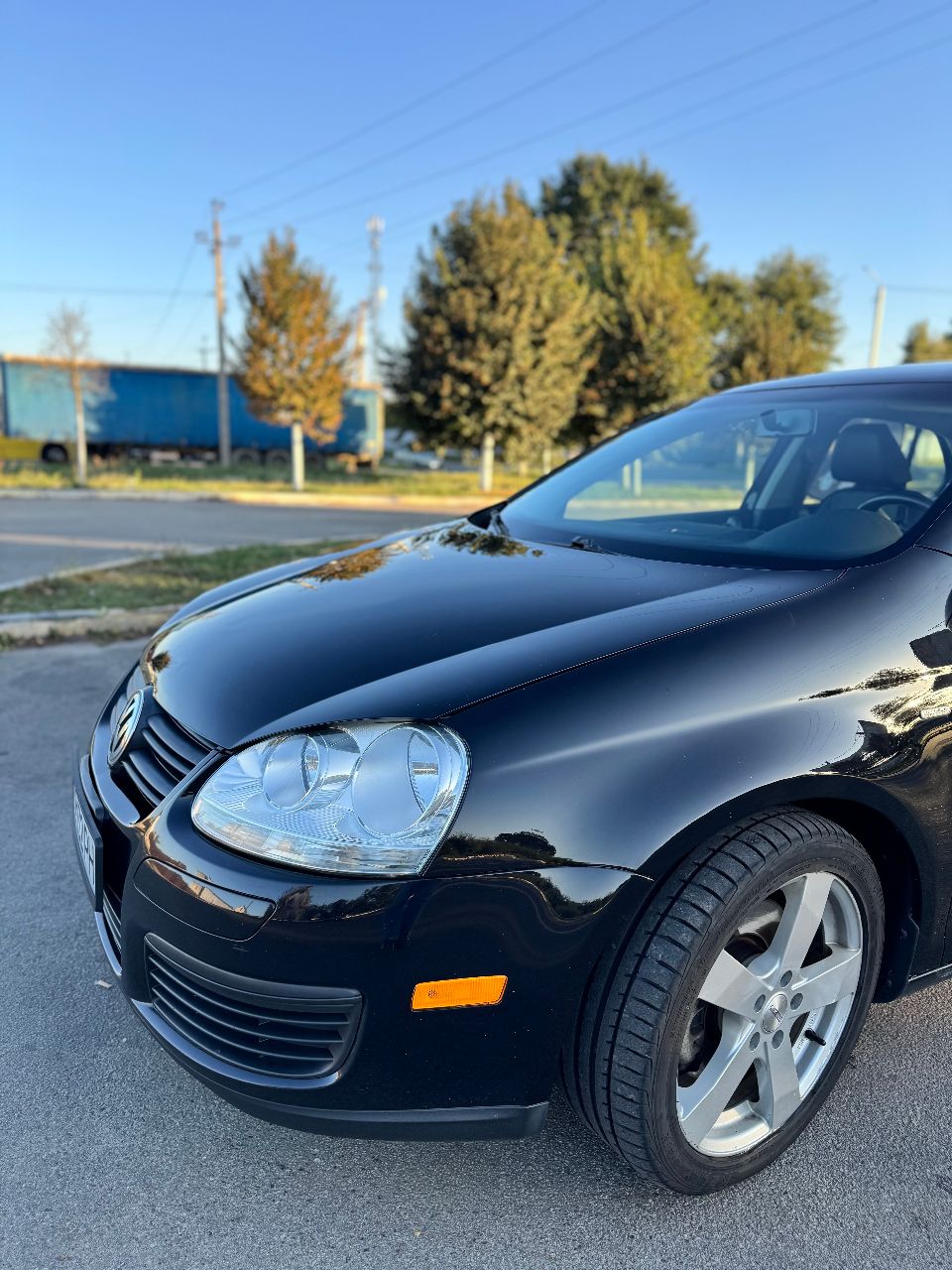 Volkswagen Jetta - фото 11