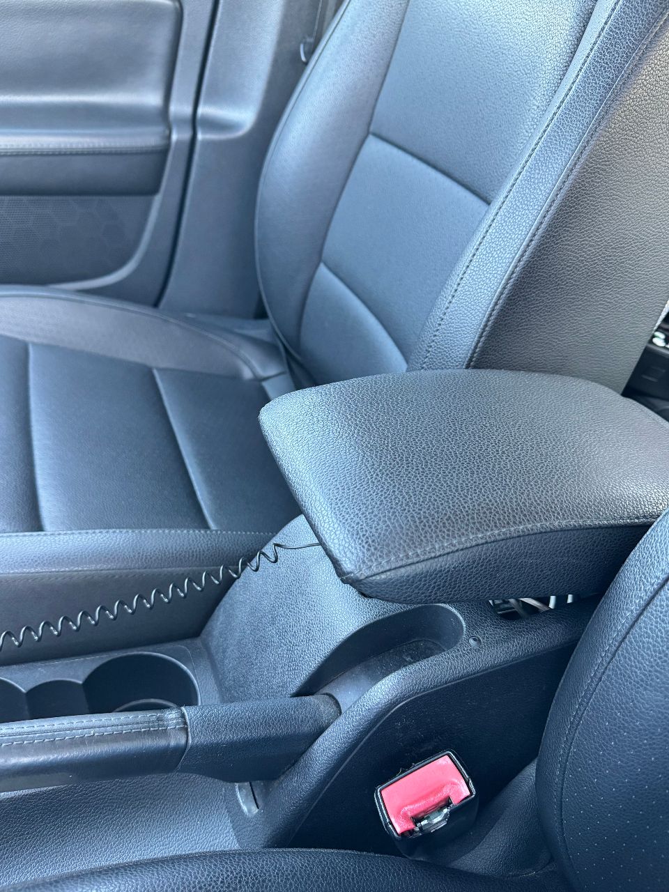 Volkswagen Jetta - фото 21