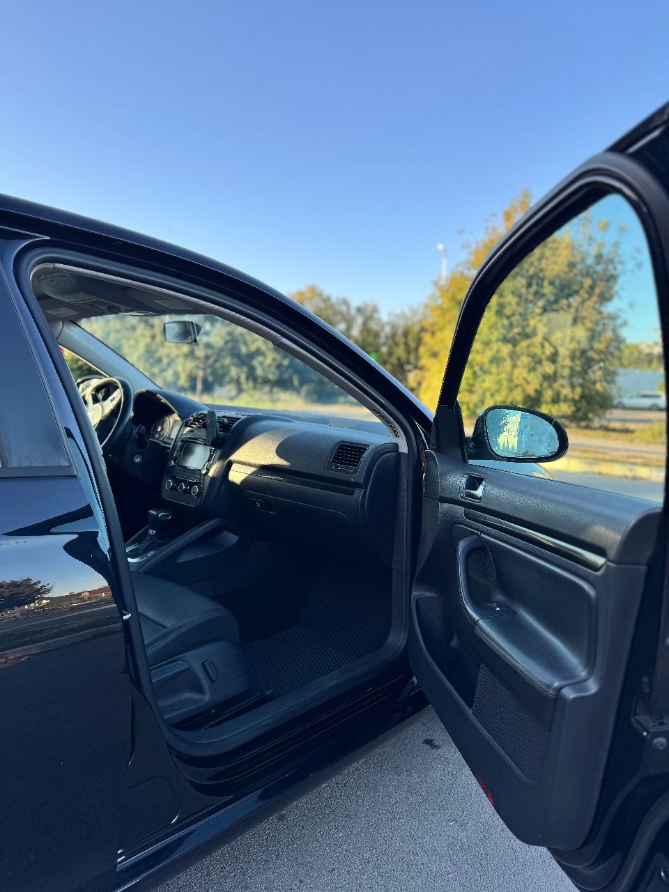 Volkswagen Jetta - фото 14