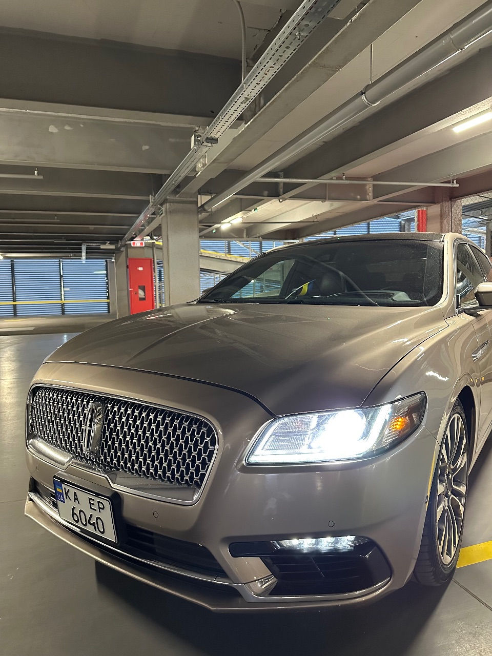 Lincoln Continental - фото 4