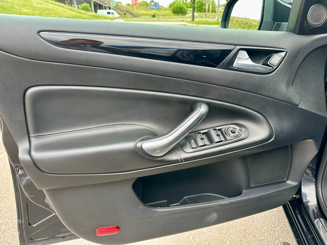 Ford Mondeo - фото 12