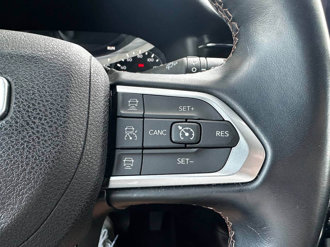 Jeep Compass - фото 25