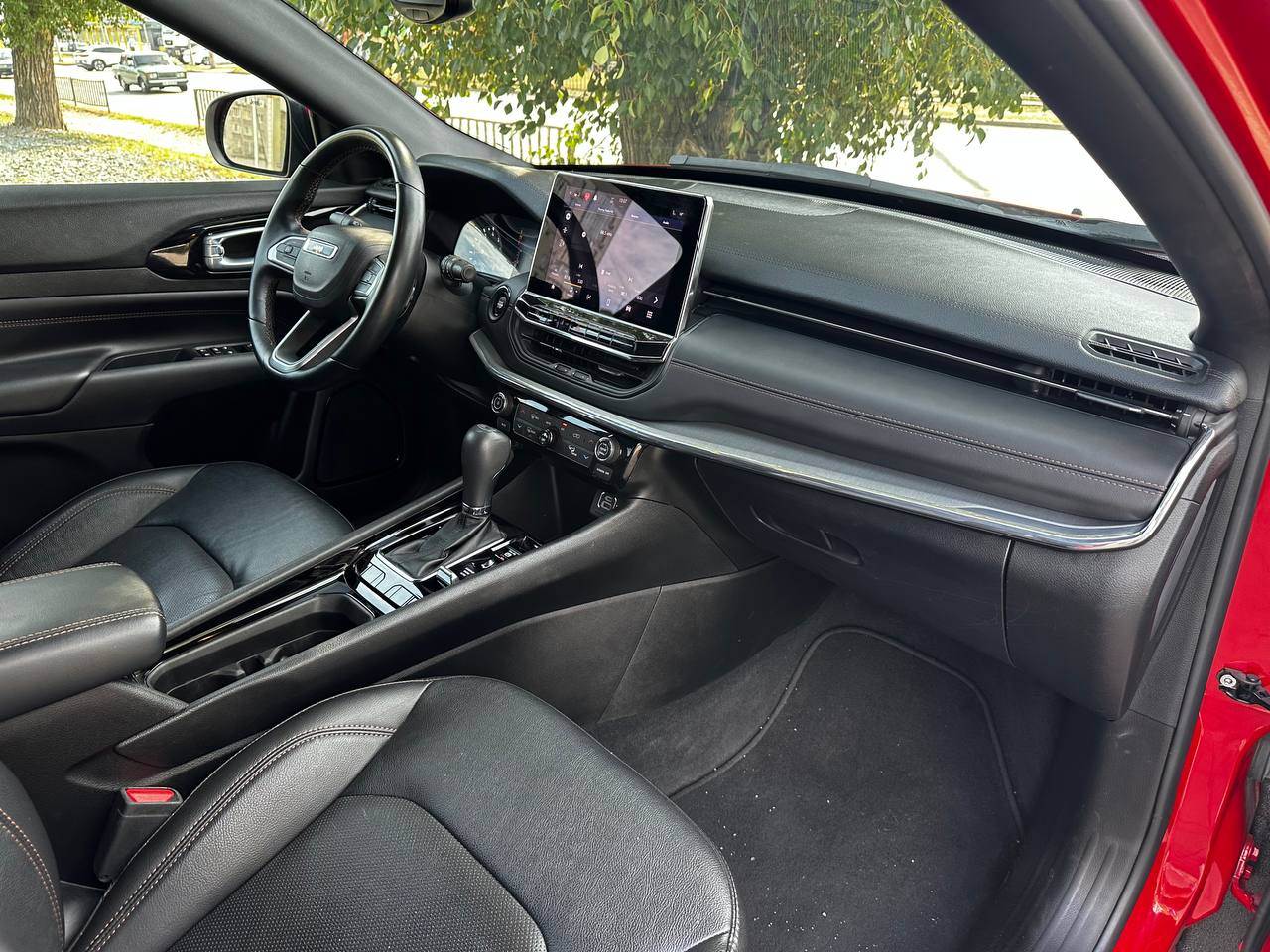 Jeep Compass - фото 24