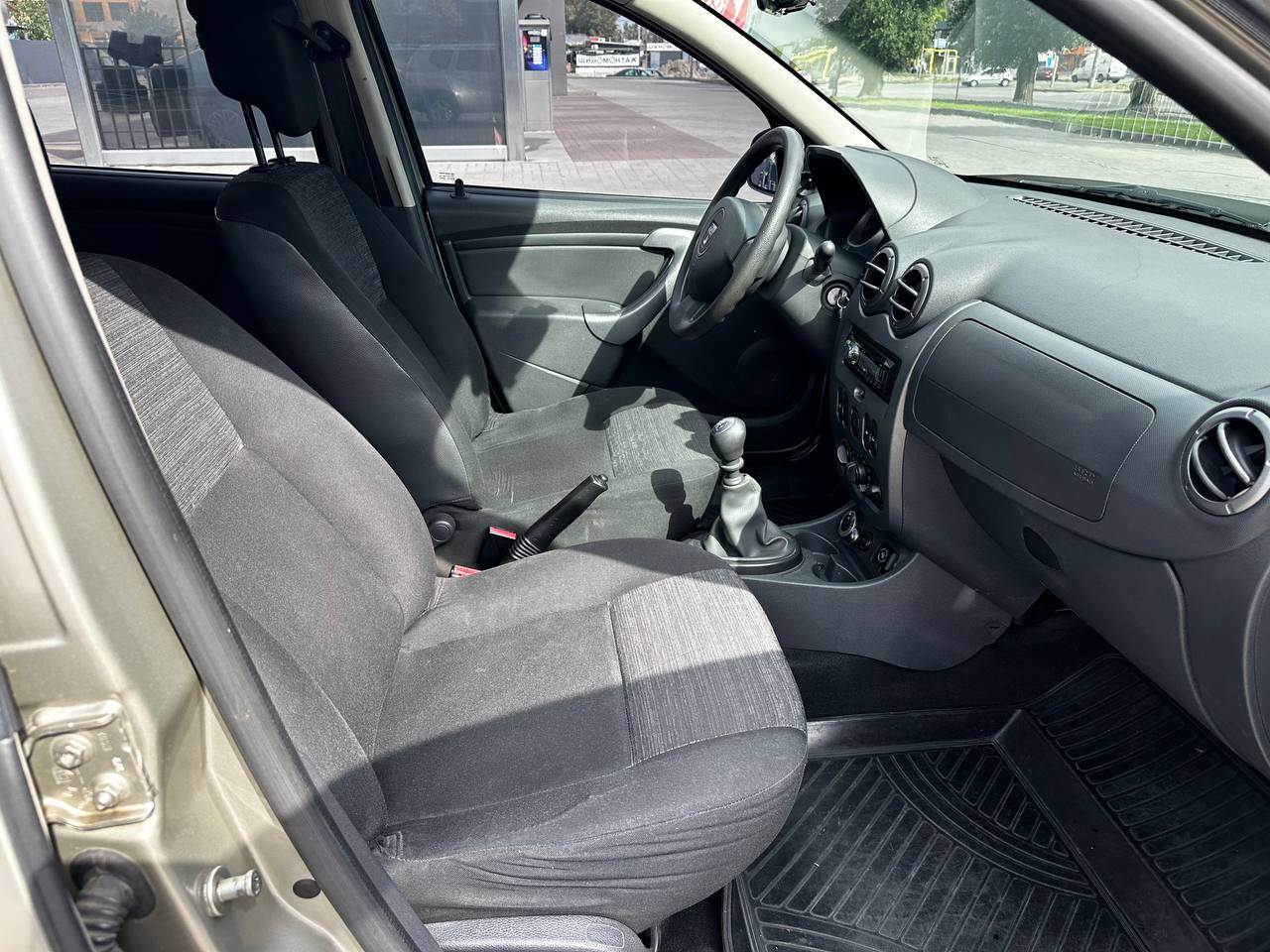 Dacia Duster - фото 20