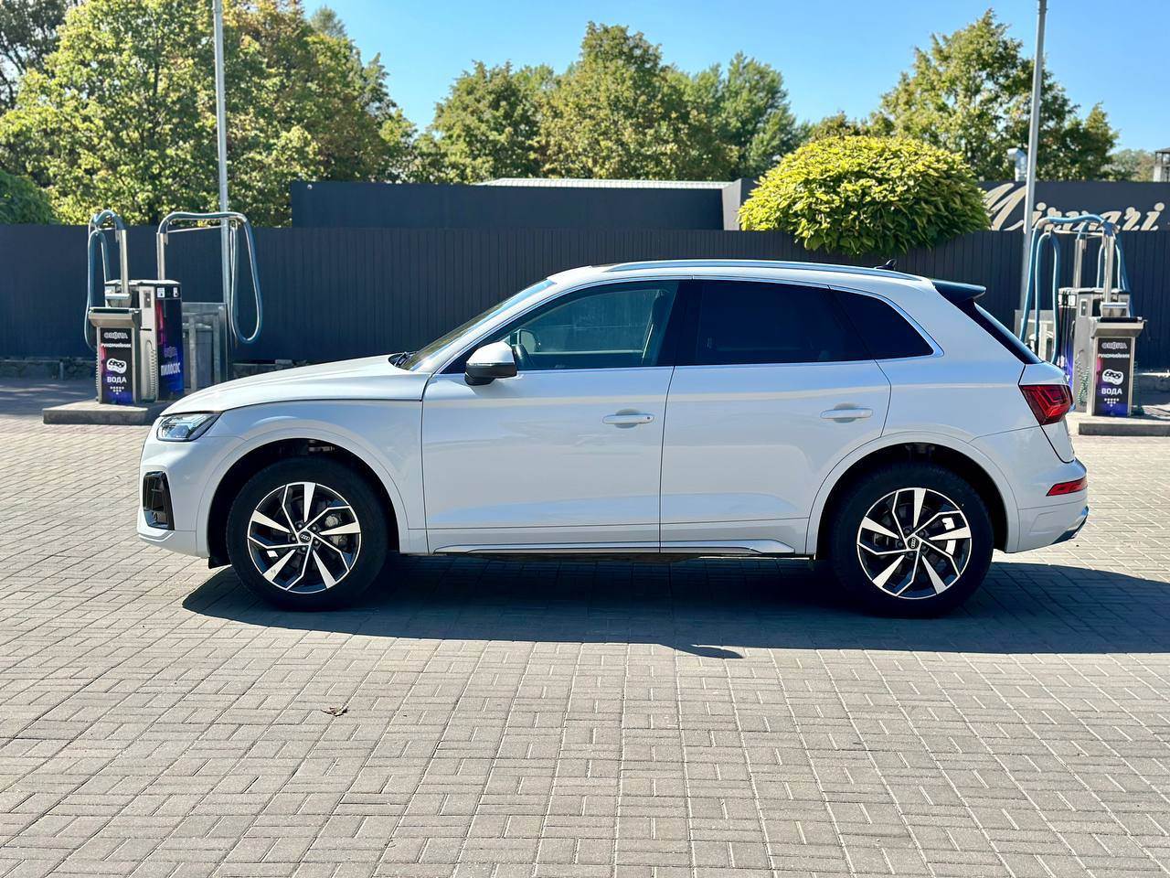 Audi Q5 - фото 8