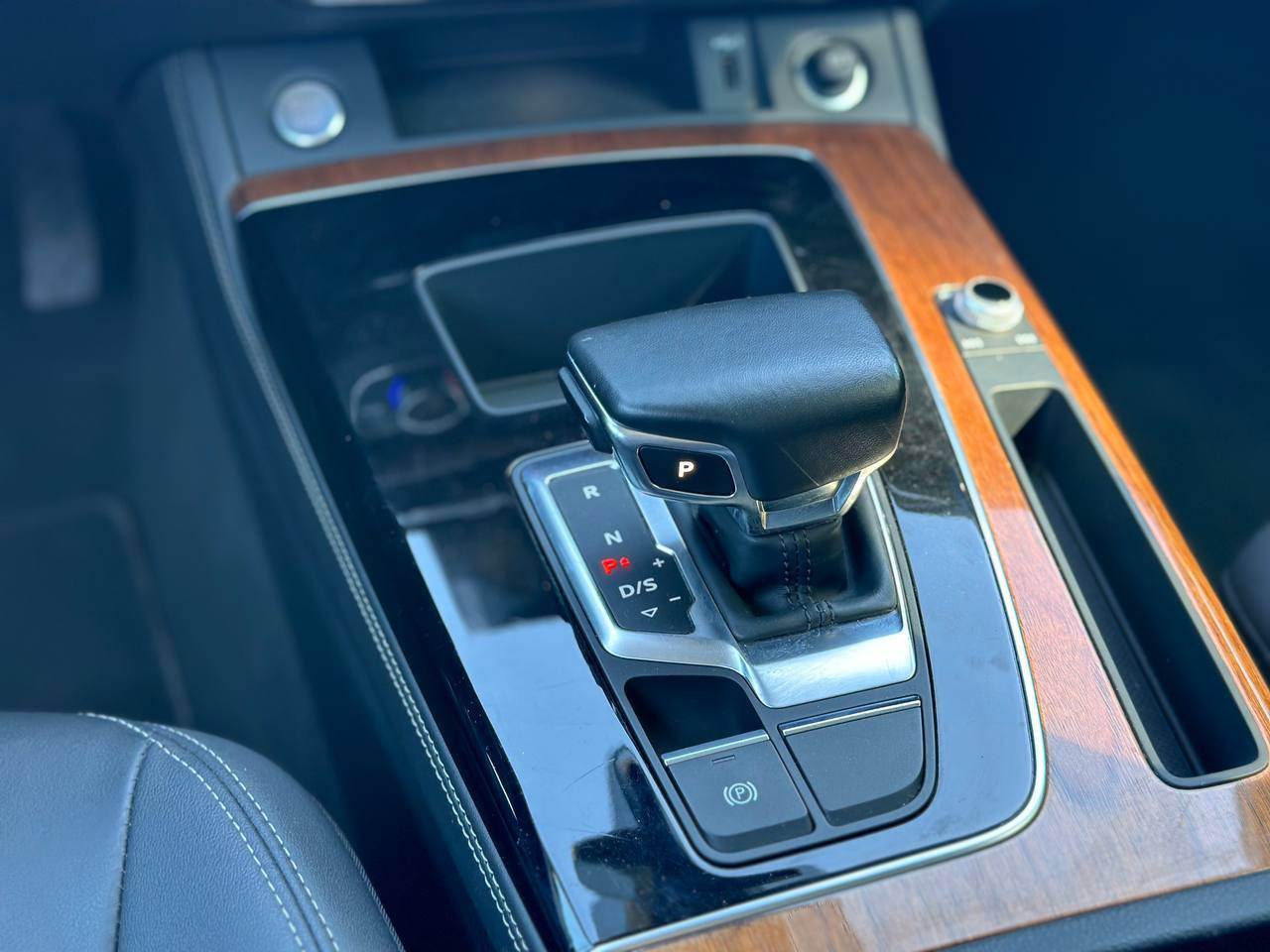 Audi Q5 - фото 15