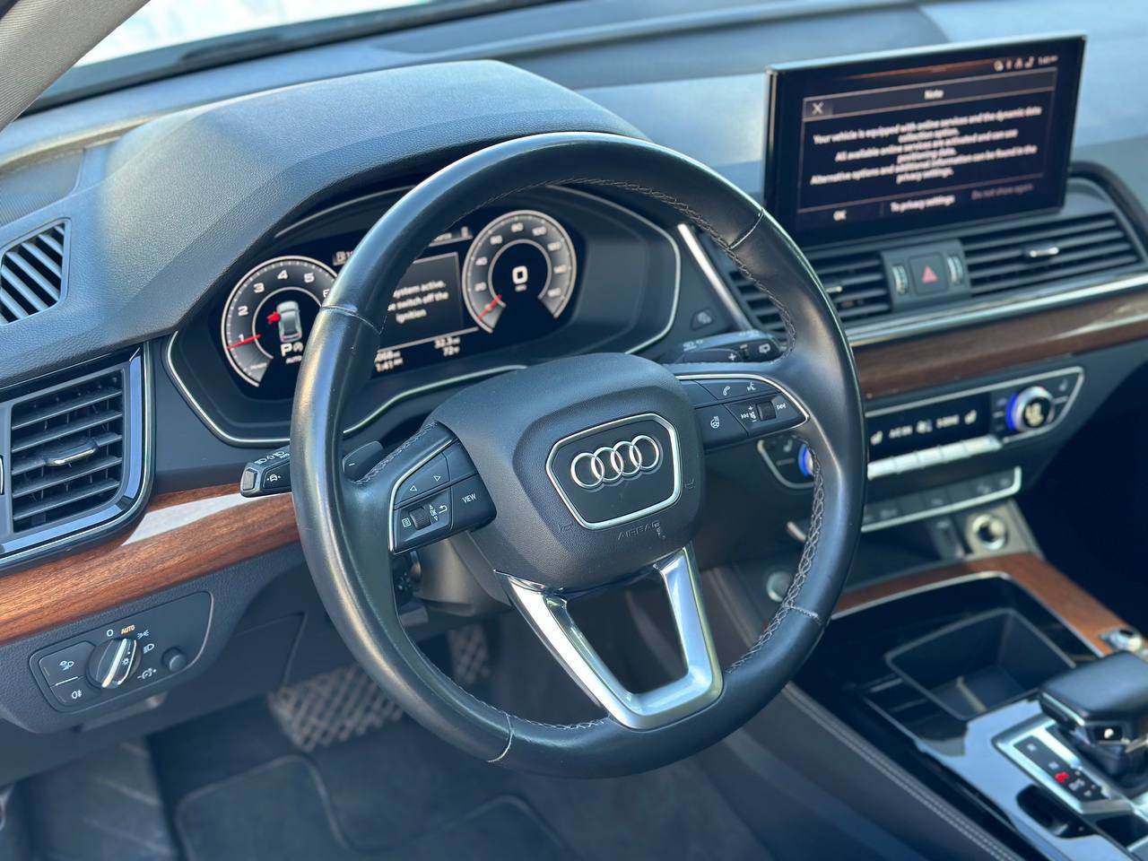 Audi Q5 - фото 13