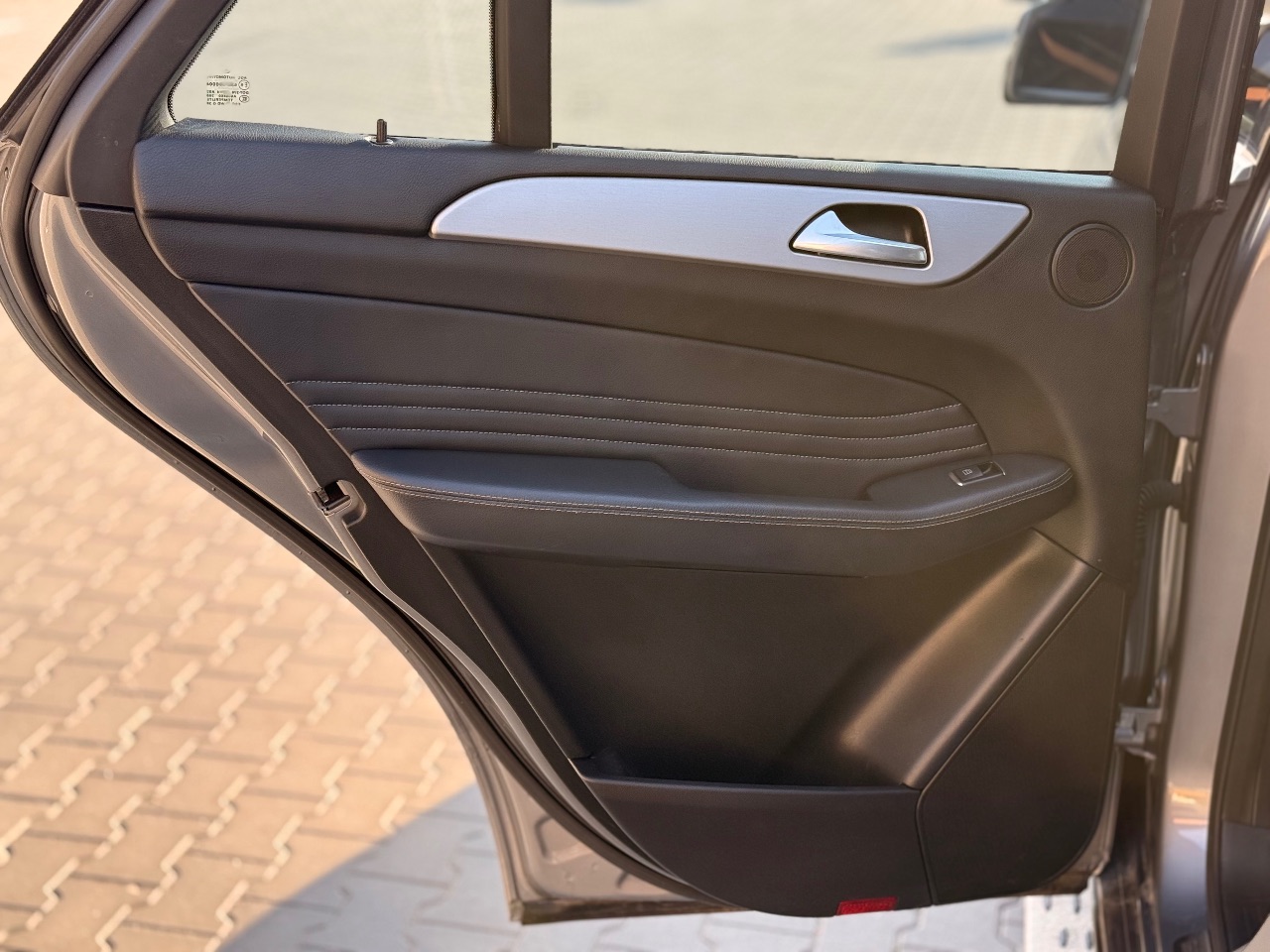 Mercedes-Benz M-Класс - фото 9