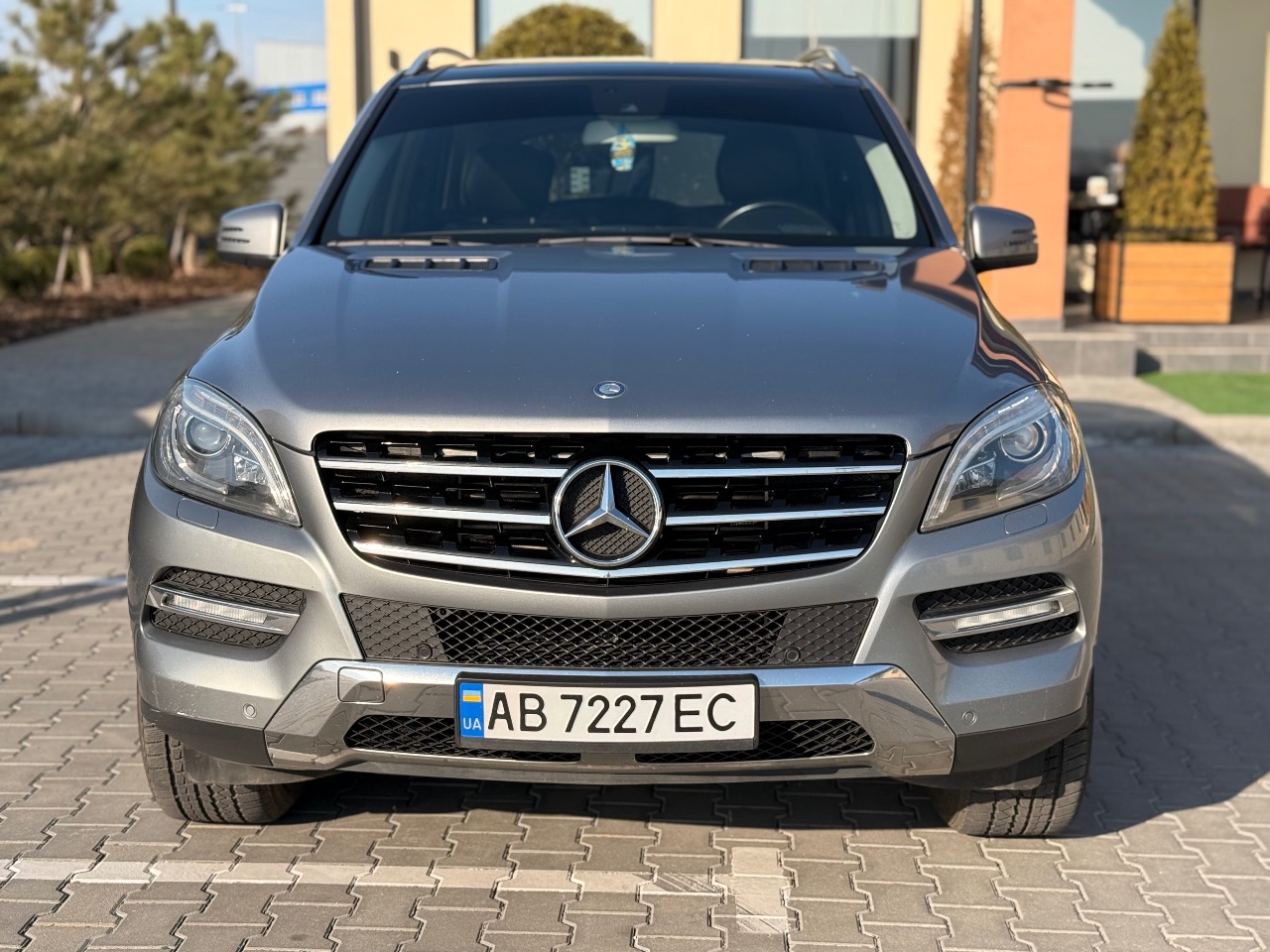 Mercedes-Benz M-Класс - фото 1