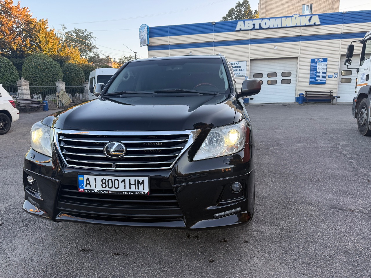 Lexus LX - фото 2