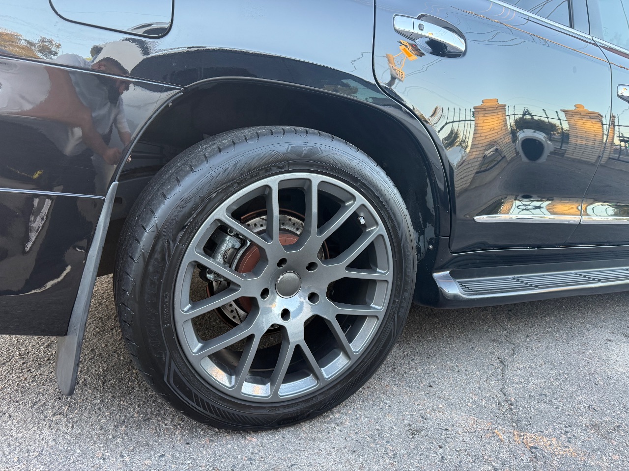 Lexus LX - фото 6