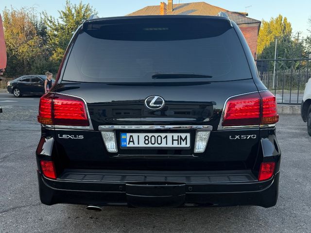 Lexus LX - зображення 1