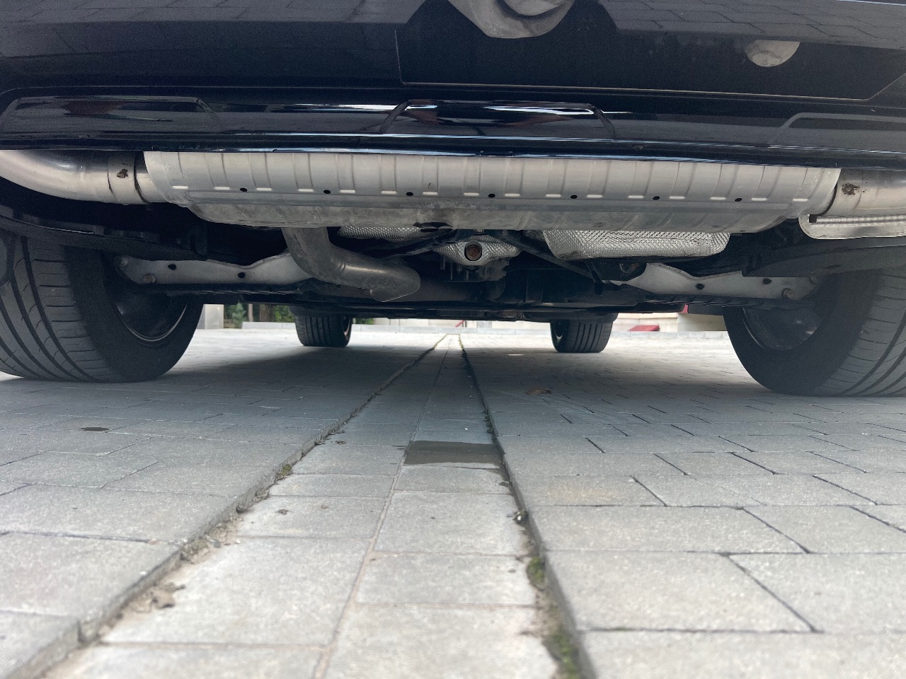 Volkswagen Touareg - фото 11