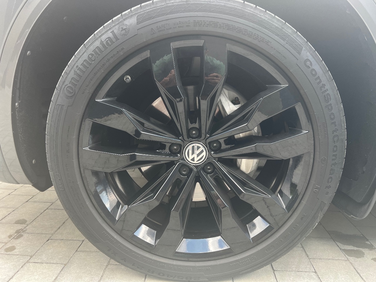 Volkswagen Touareg - фото 8