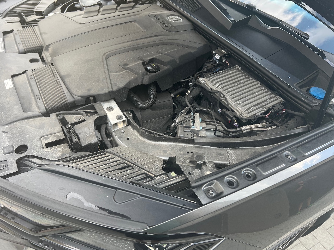 Volkswagen Touareg - фото 4