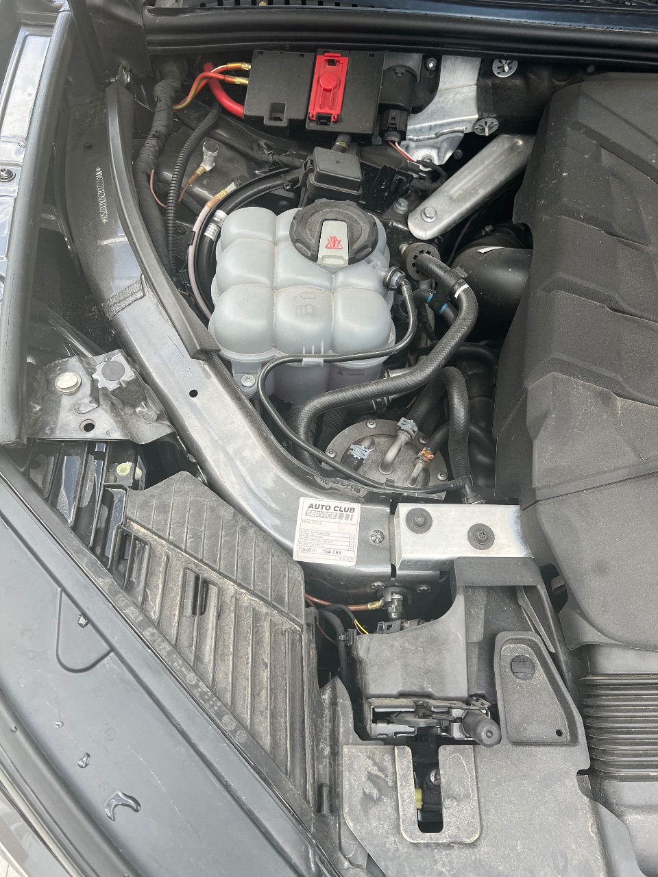 Volkswagen Touareg - фото 5