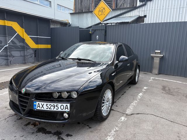 Alfa Romeo 159 - фото 2