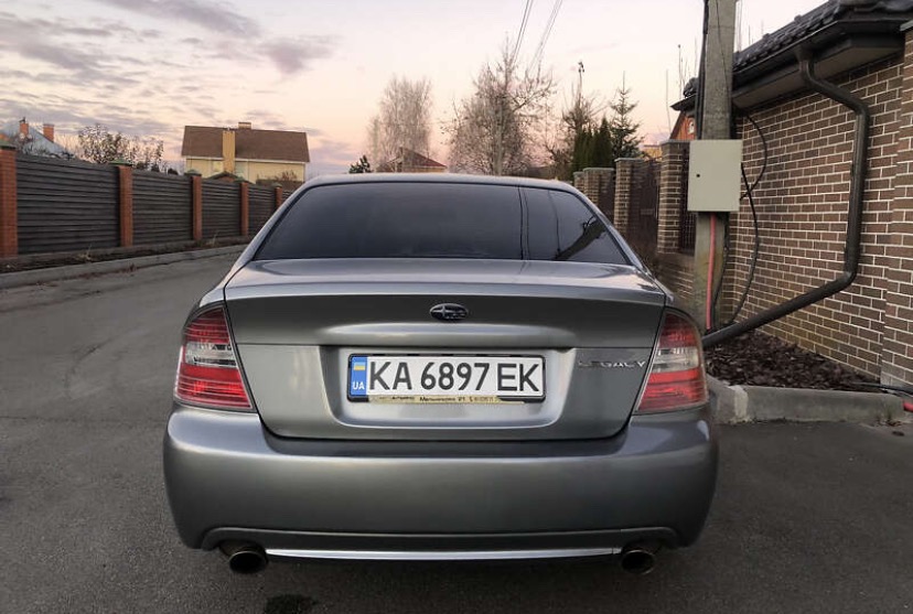 Subaru Legacy - фото 6