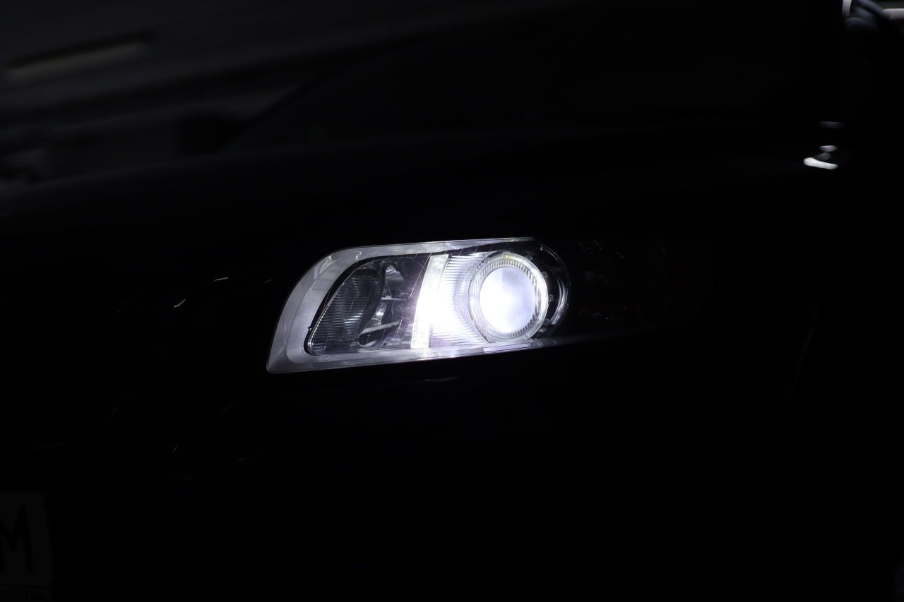 Volvo V50 - фото 23