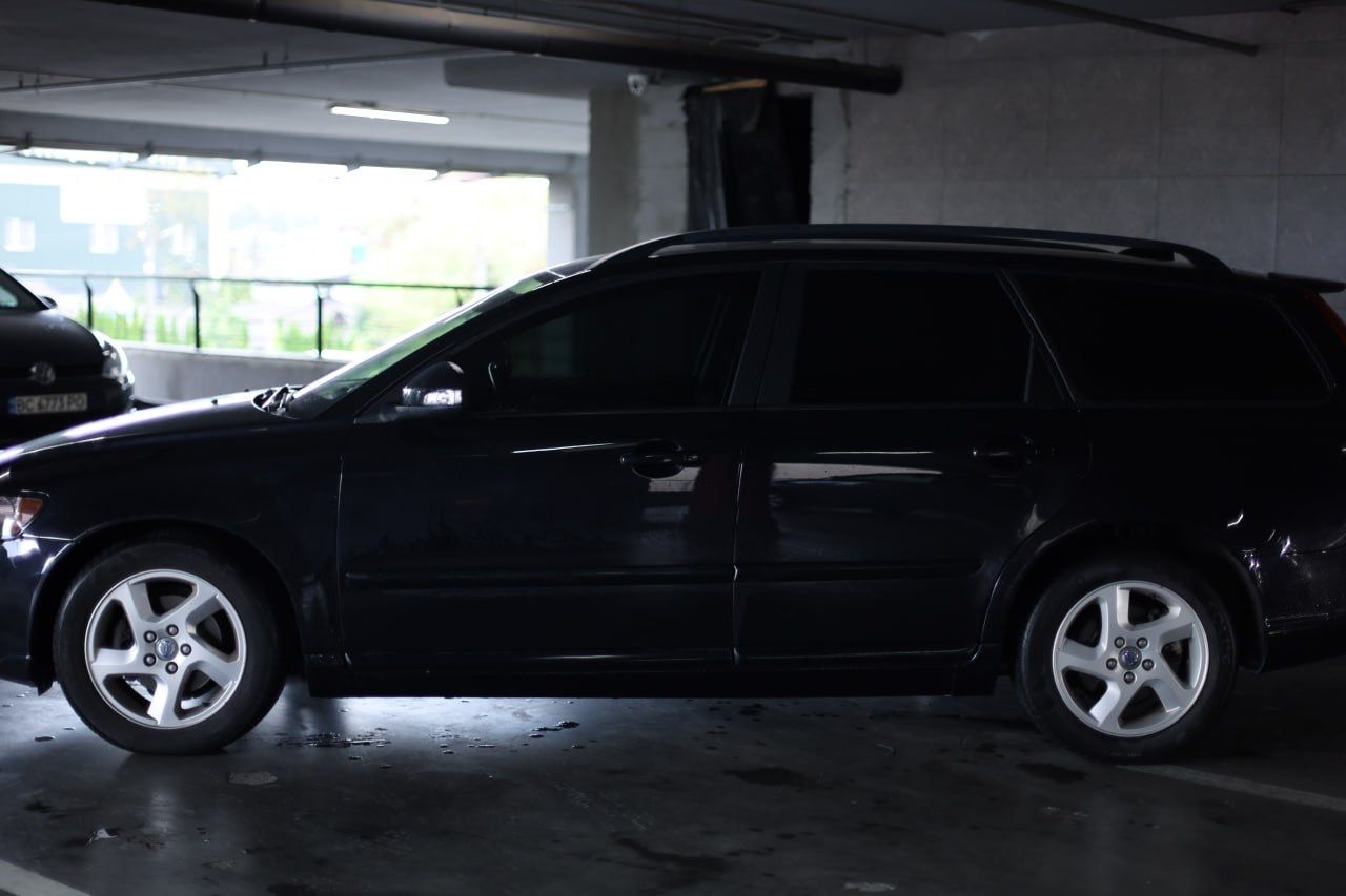 Volvo V50 - фото 5