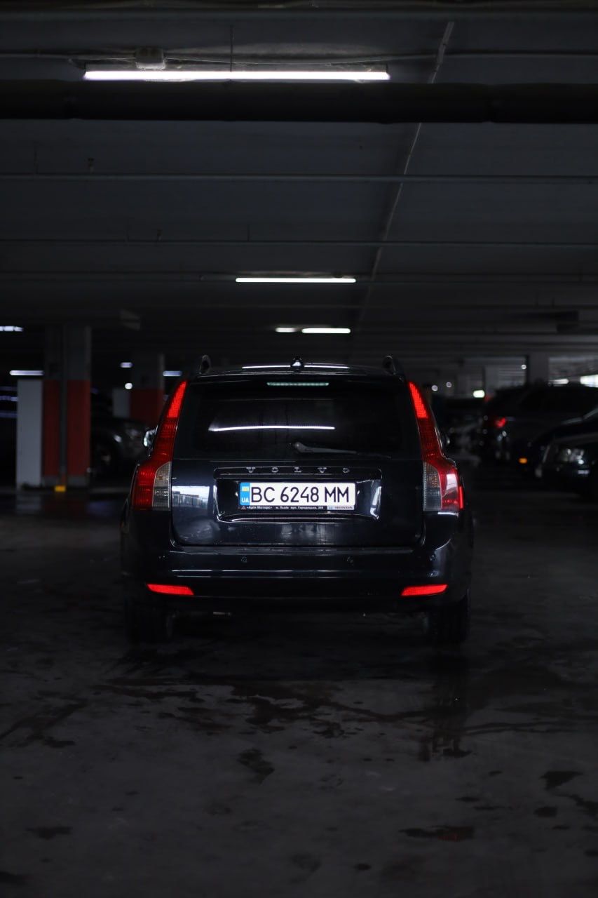 Volvo V50 - фото 8