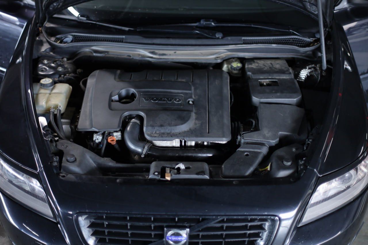 Volvo V50 - фото 22