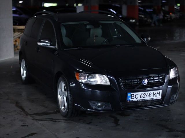 Volvo V50 - зображення 2