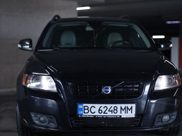 Volvo V50 - зображення 3