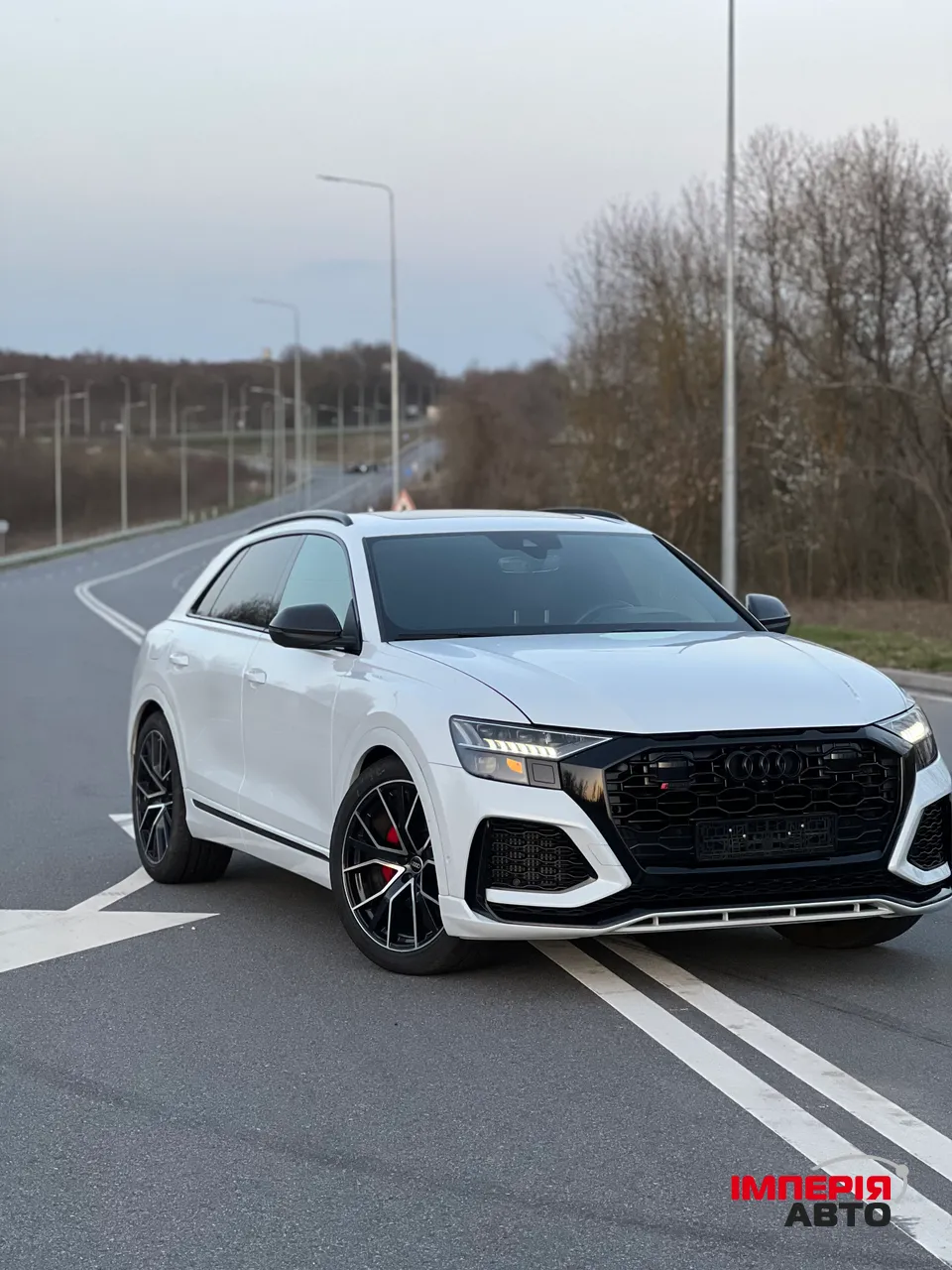 Audi Q8 - фото 5