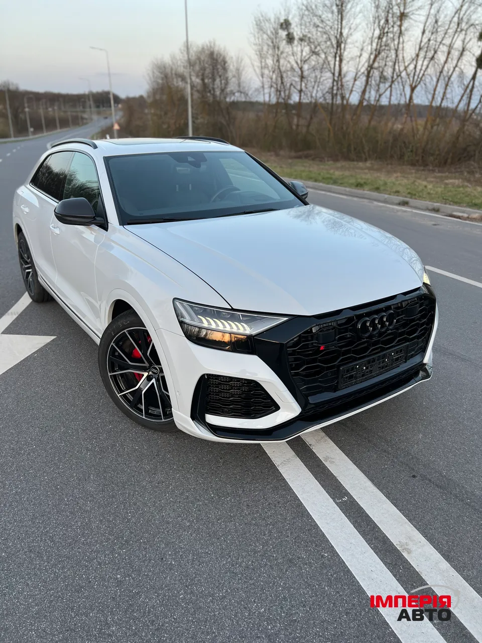 Audi Q8 - фото 11