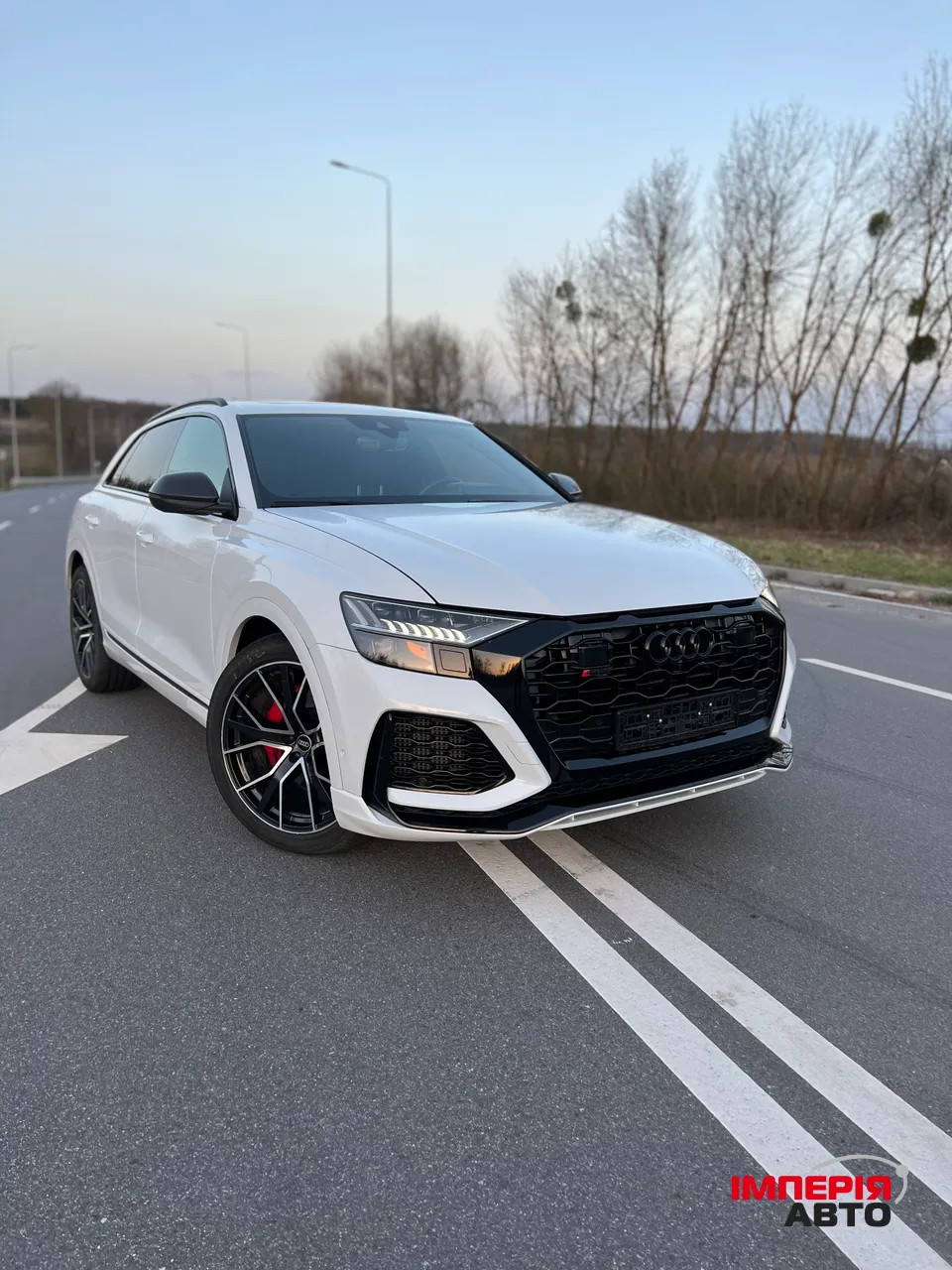 Audi Q8 - фото 6