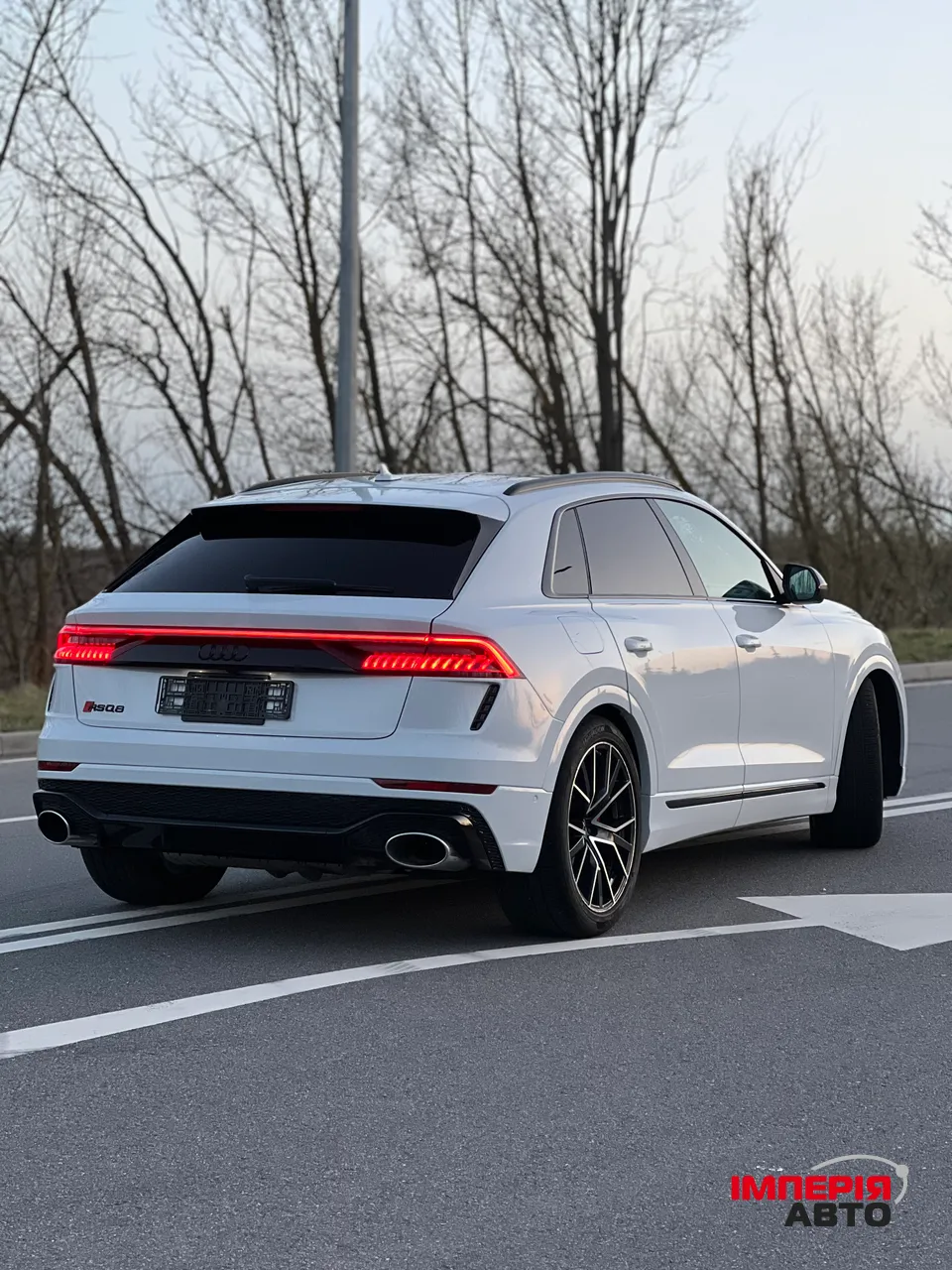 Audi Q8 - фото 4