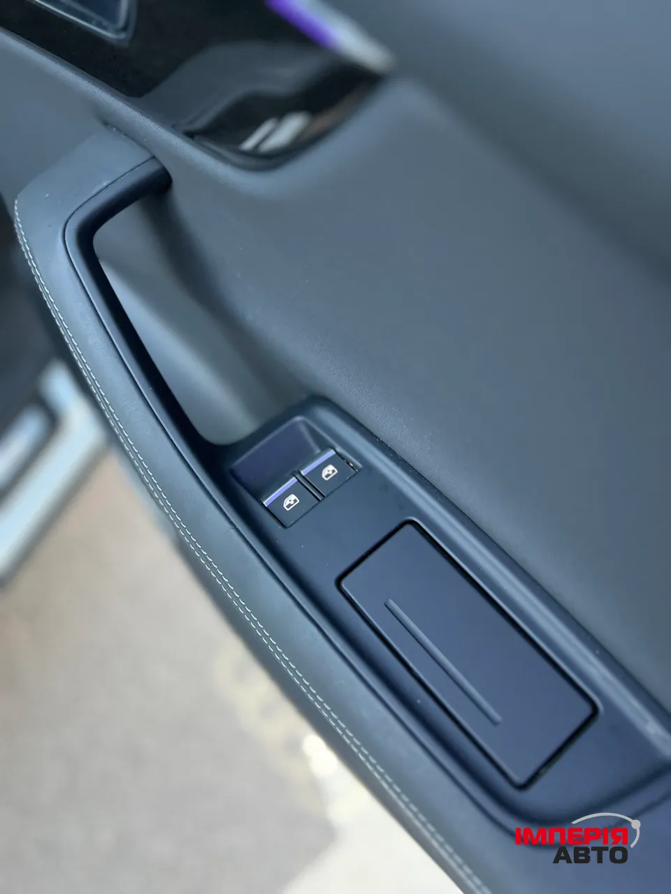 Audi Q8 - фото 47