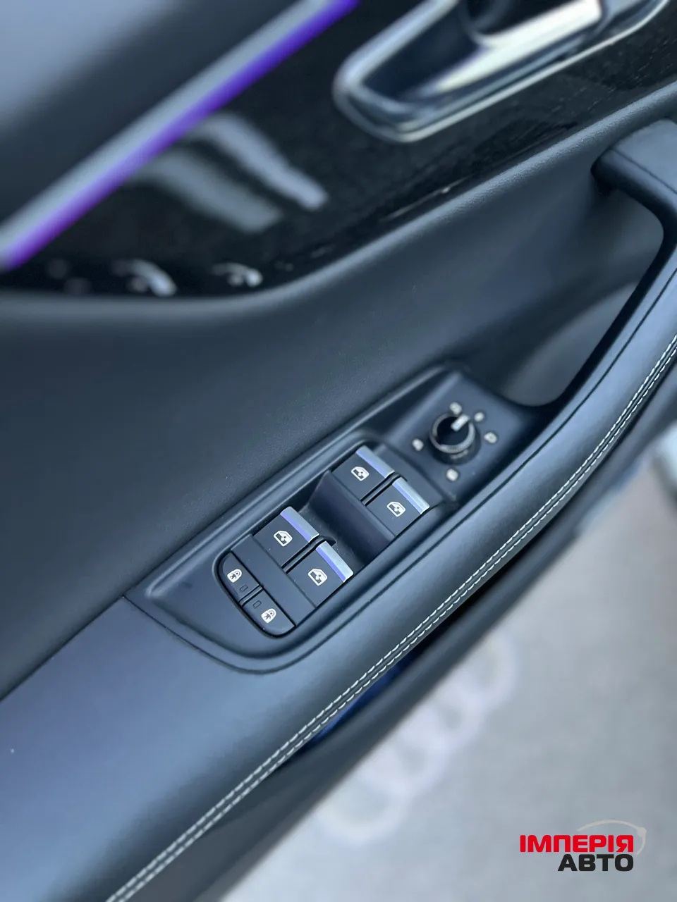 Audi Q8 - фото 39