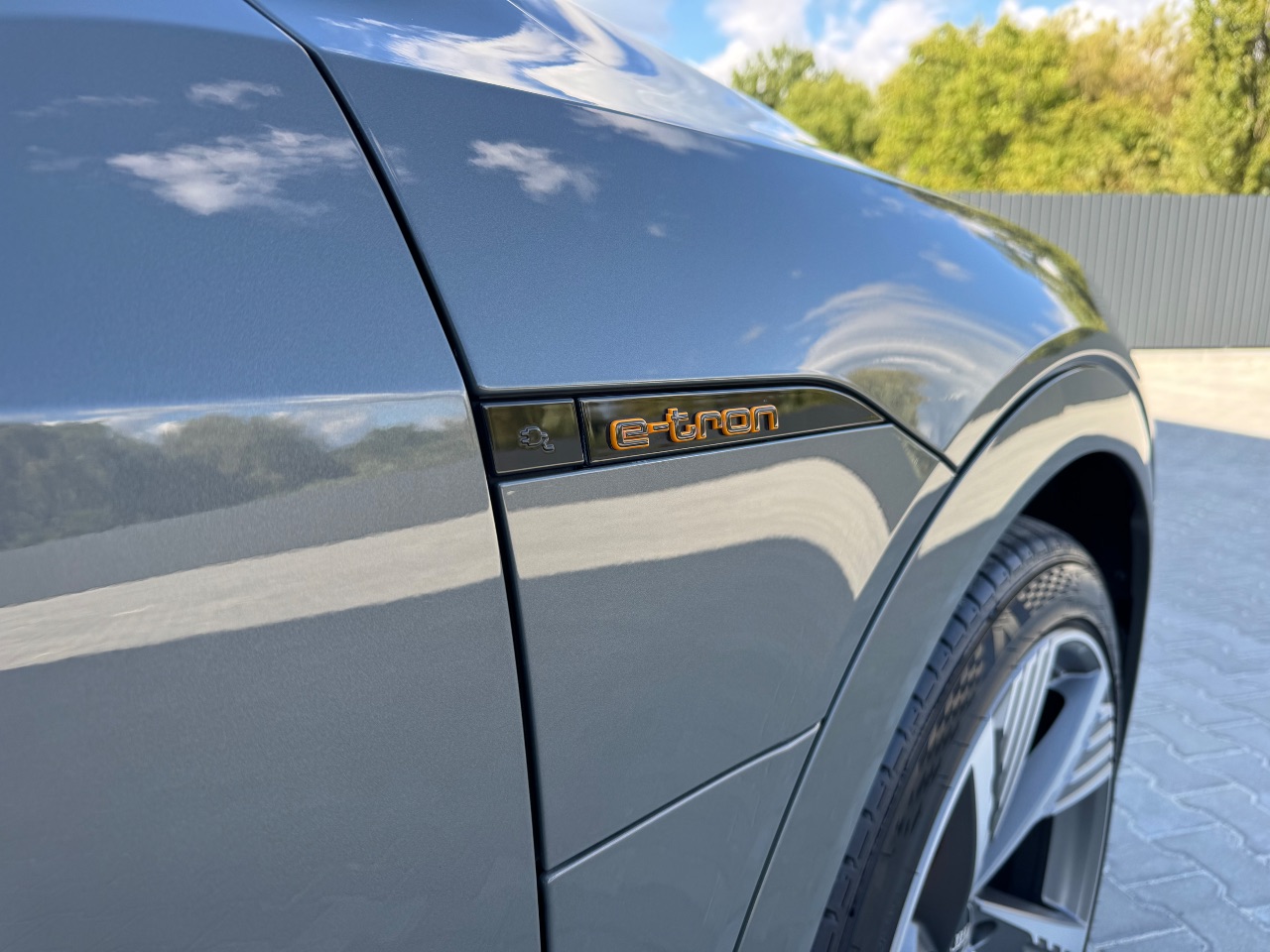 Audi e-tron Sportback - фото 12