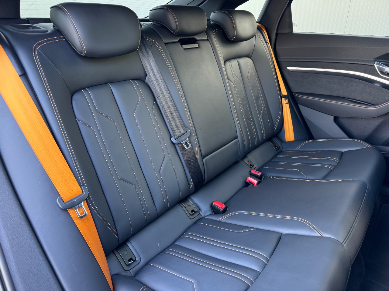 Audi e-tron Sportback - фото 23