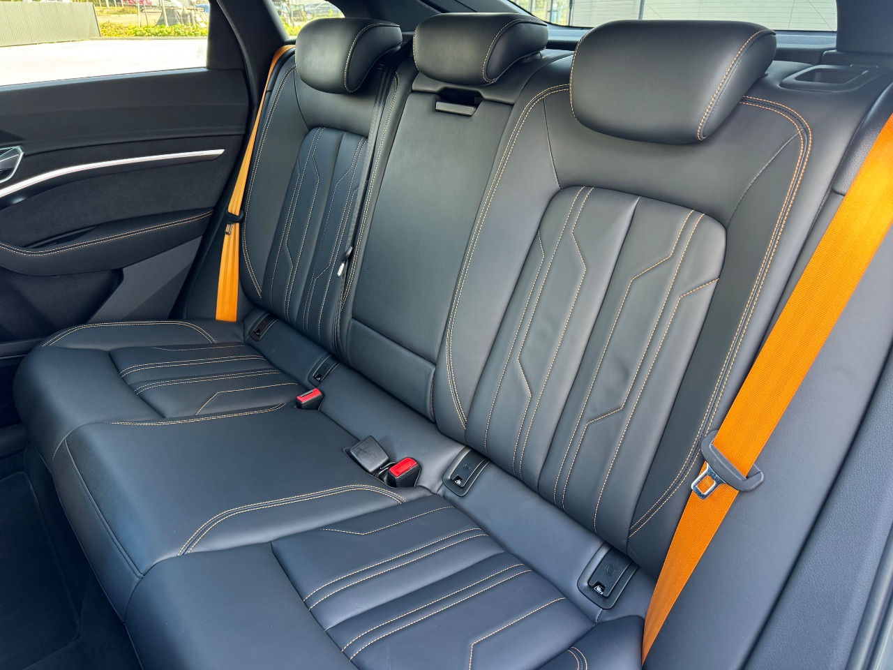 Audi e-tron Sportback - фото 21